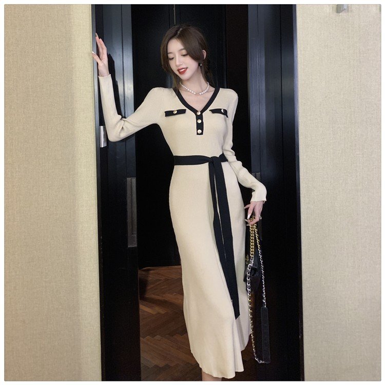 ĐẦM LEN CỔ V DÁNG DÀI CAO CẤP D69